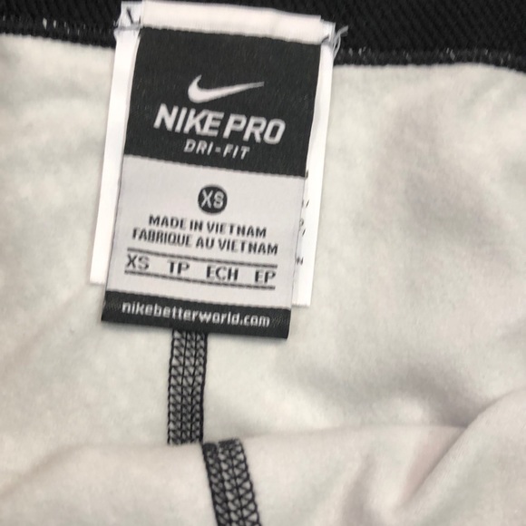 Nike Pro Leggings - Picture 3 of 5